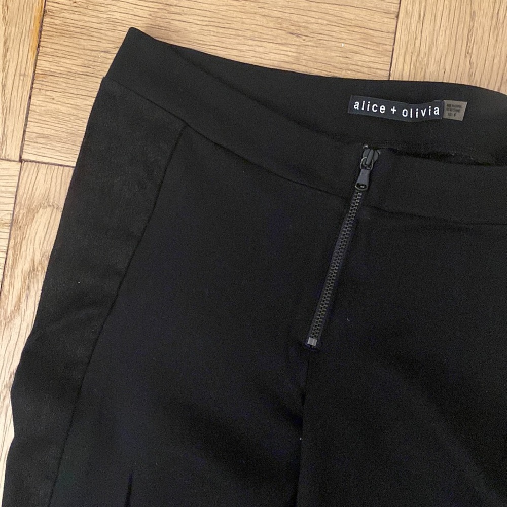 Alice + Olivia Black Skinny Pants